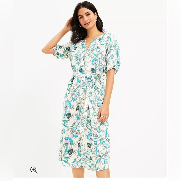 LOFT Dresses & Skirts - Loft Floral V-Neck Puff Sleeve Midi Dress